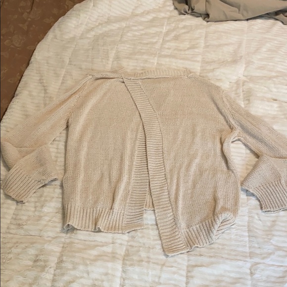 Olivaceous Ivory open back sweater Large - Picture 4 of 6